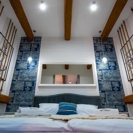 Sosnova Apartment *